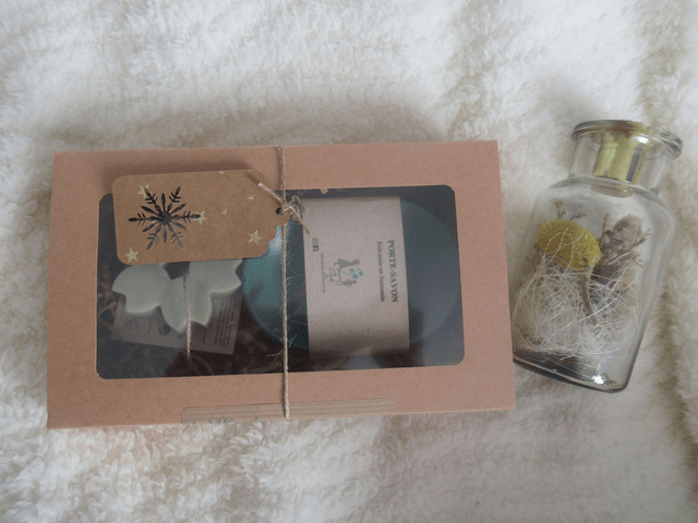 Coffret porte-savon et savon forme "Fleur" Green Avena