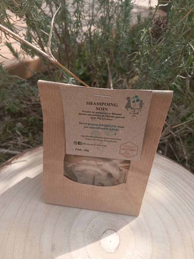 Shampoing-soin : shampoing solide à la poudre de guimauve et au rassal